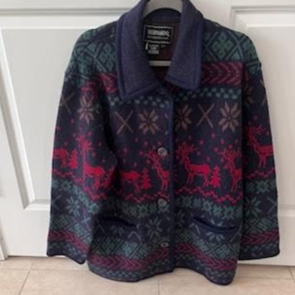 Bernardo Essentials Wool Size L Sweater Jacket Reindeer 100% Wool